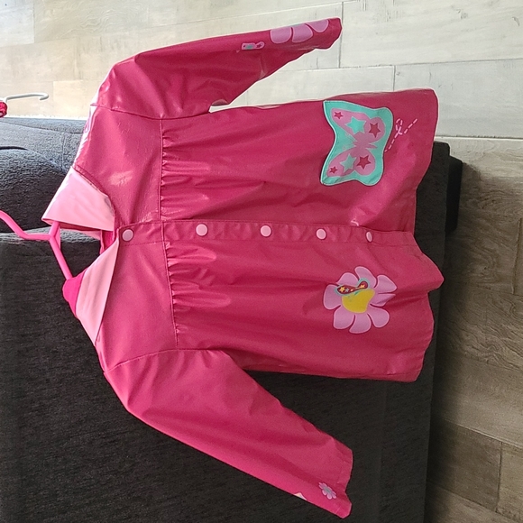 Rain coat - Picture 2 of 3